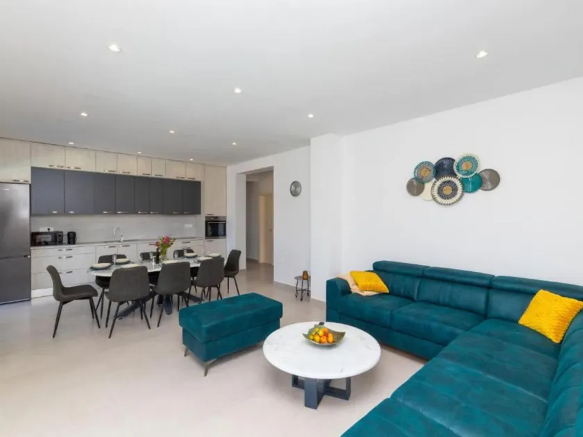 Familiy Villa Navis with heated pool - Image 1