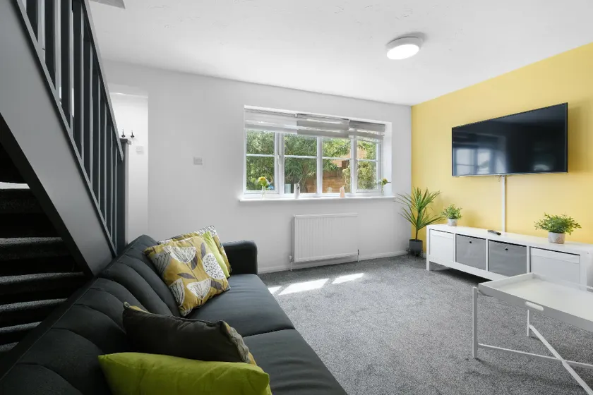 Modern One Bedroom House, Welsh Harp, NW London - Image 1