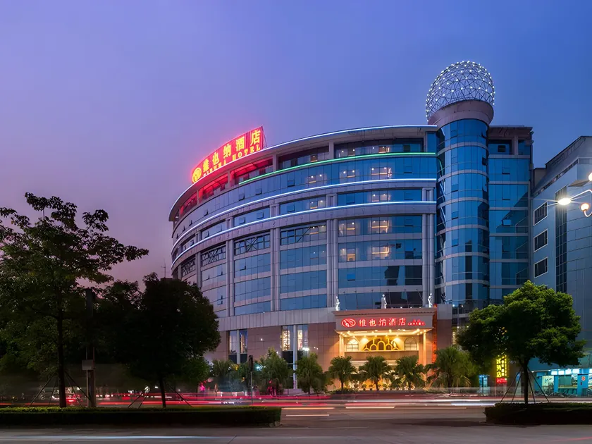 Vienna Hotel Guangdong Jiangmen Yingbin Avenue - Image 1
