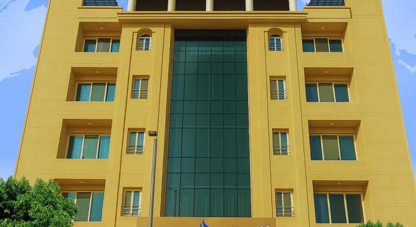 Elite Served Apartments Al Cornich - Image 1