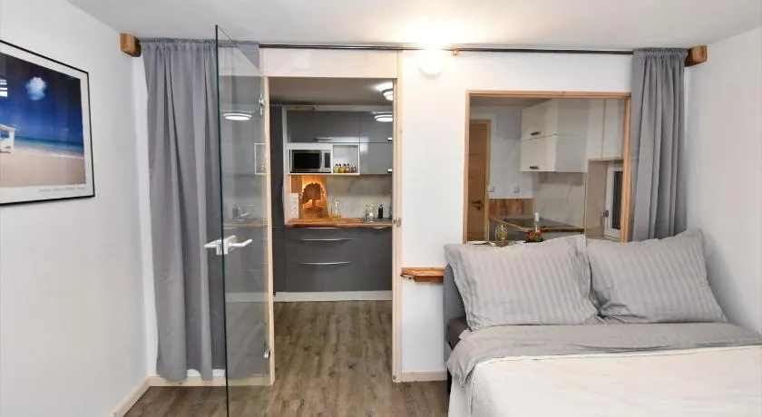 Oak apartment - Image 1