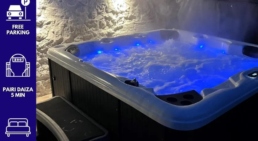 Gîte Rubis - JACUZZI - Pairi Daiza - 6 pers - Image 1