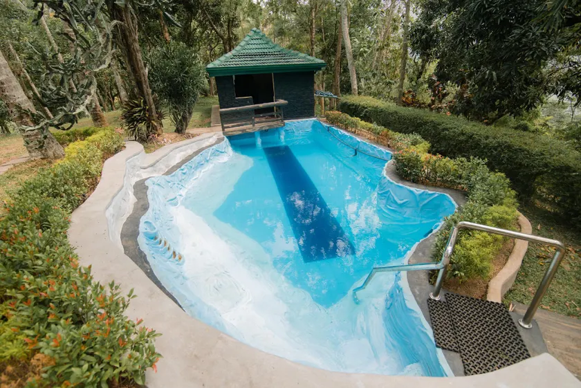 Man Mountain Villa - Image 1