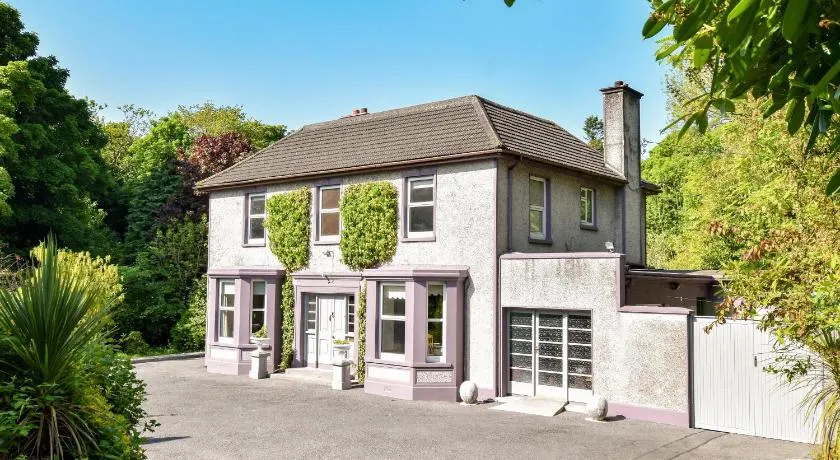 Boutique Guest House - Image 1