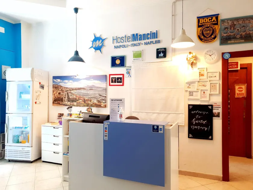 Hostel Mancini Naples - Image 1