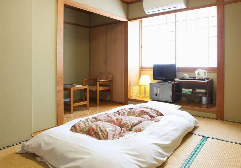 Uwajima Terminal Hotel - Image 1