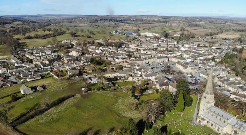 Yorkshire Retreat - Group Events and Family Holidays - Image 1
