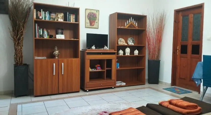 Old House - Image 1