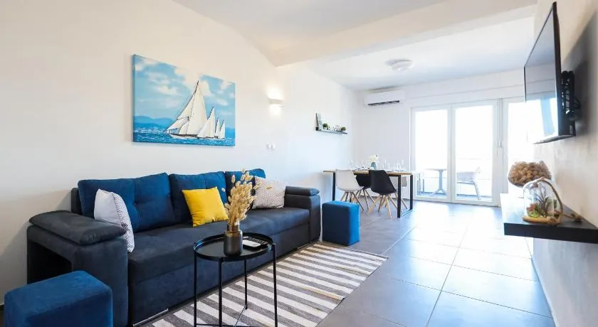 1oak rentals - Image 1