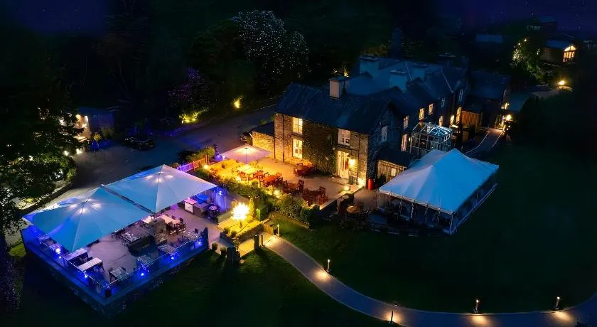 Aberdunant Hall Holiday Park, Snowdonia - Image 1