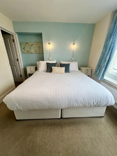 The Wayfarer Inn - Image 1