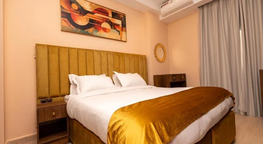 hotel saraya - Image 1