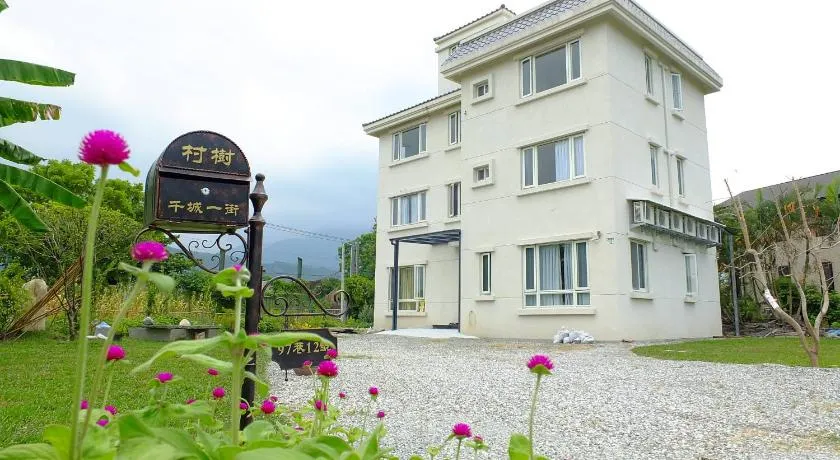 Village Tree B&B - Image 1