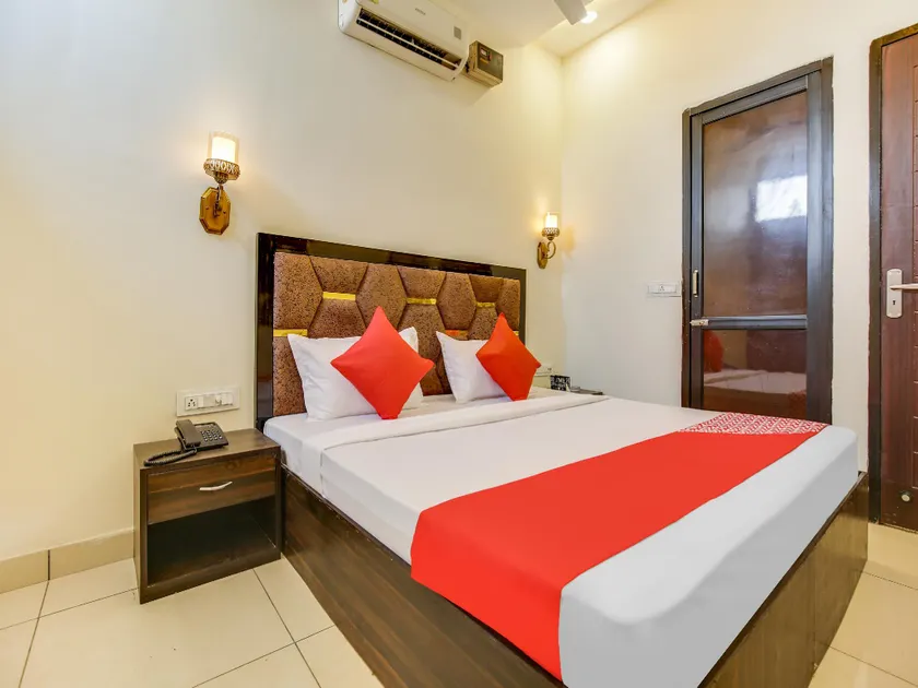 Hotel O Orchid Inn - Image 1