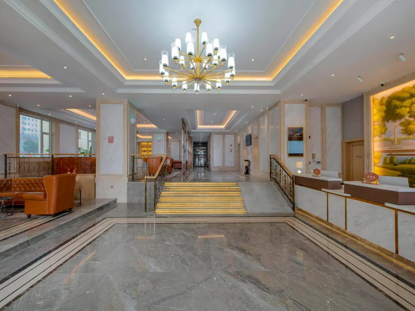 Vienna Hotels Yuncheng Hedong Street Wanda Store - Image 1
