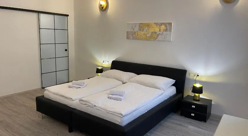 Fancy Apartment in the City Center - Image 1