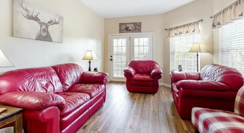 Bandit's Riverfront Retreat - Mountain View- Condo-Fishing-Balcony-Fireplace-Great Location! - Image 1