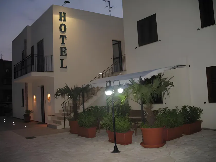 Hotel Sikania - Image 1