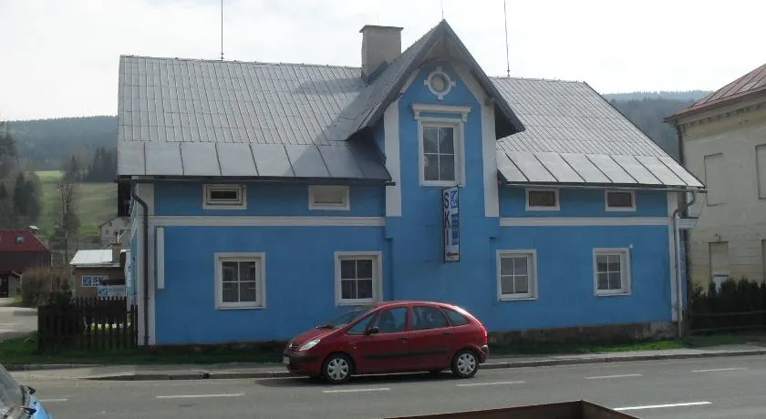 Modrý Dům - Image 1