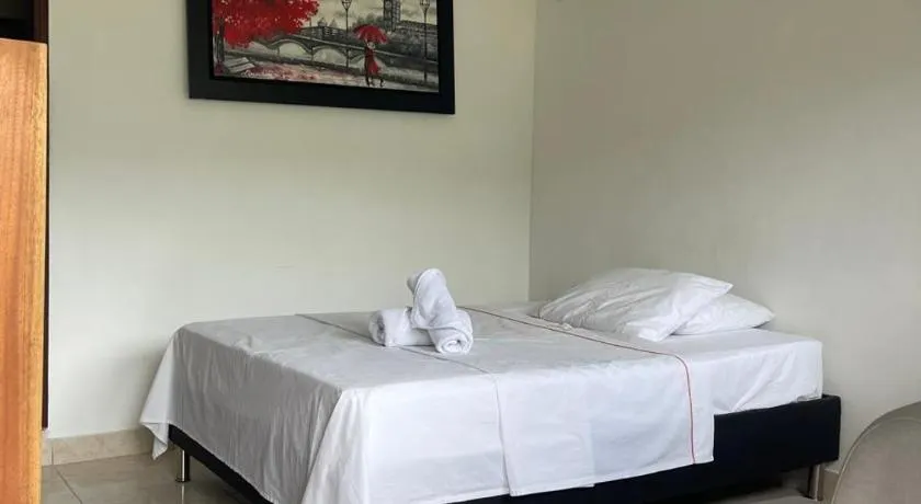 hotel bocas del cauca - Image 1