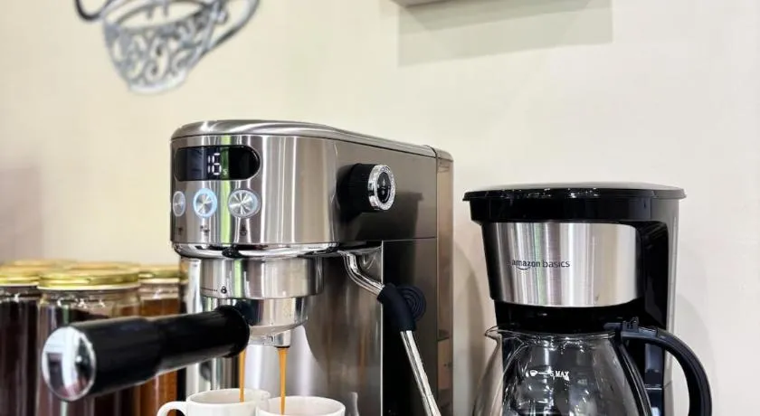 Nintendo, Filtered H2O, Cafe, Central, Self-Check - Image 1