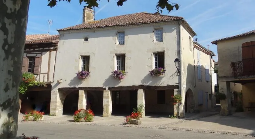 Les Hirondelles - Image 1