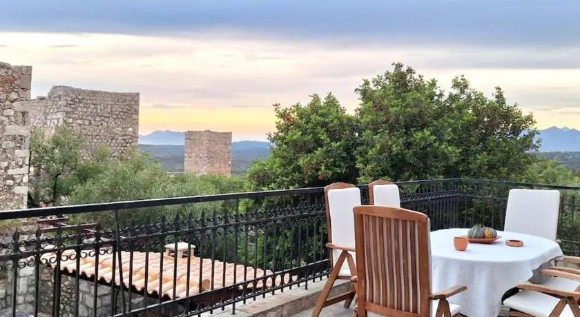Kitta Towerhouse - Mani Sunset Views - Image 1