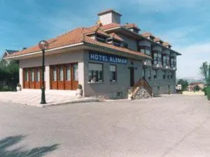 Hotel Alemar - Image 1