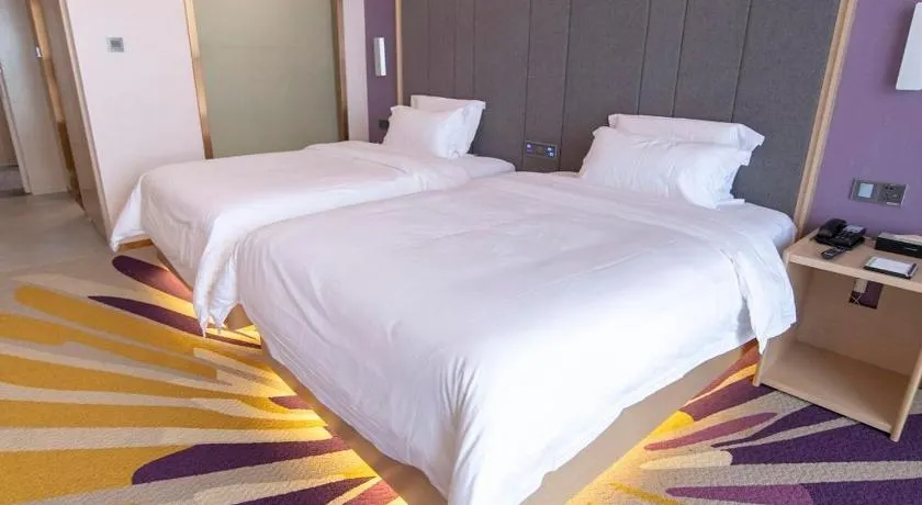 Lavande Hotel Bazhong Fortune Center - Image 1