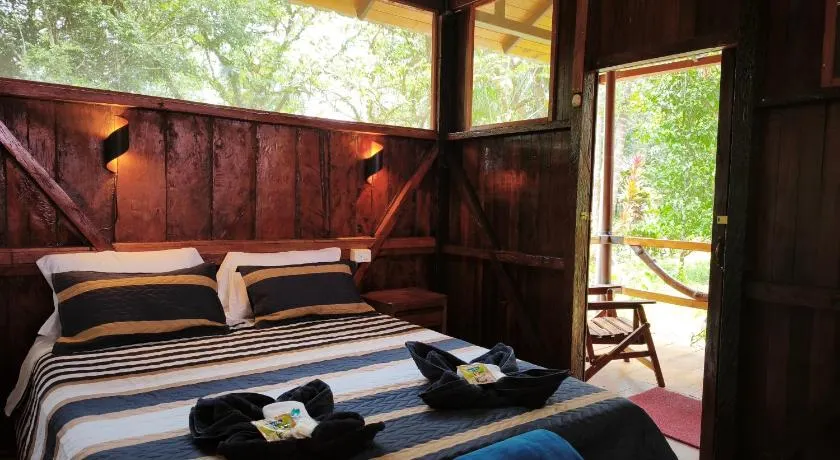 Mariana Miller Lodge - Image 1