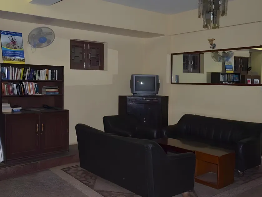 Paradise Guest House - Image 1