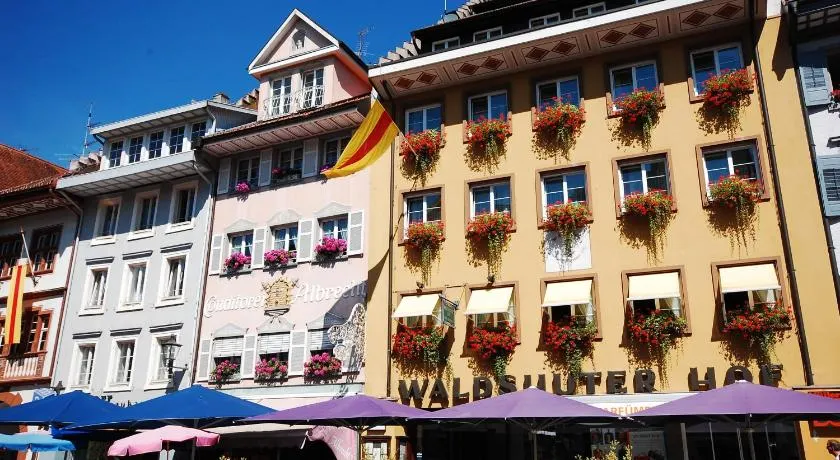 Hotel & Restaurant Waldshuter Hof - Image 1