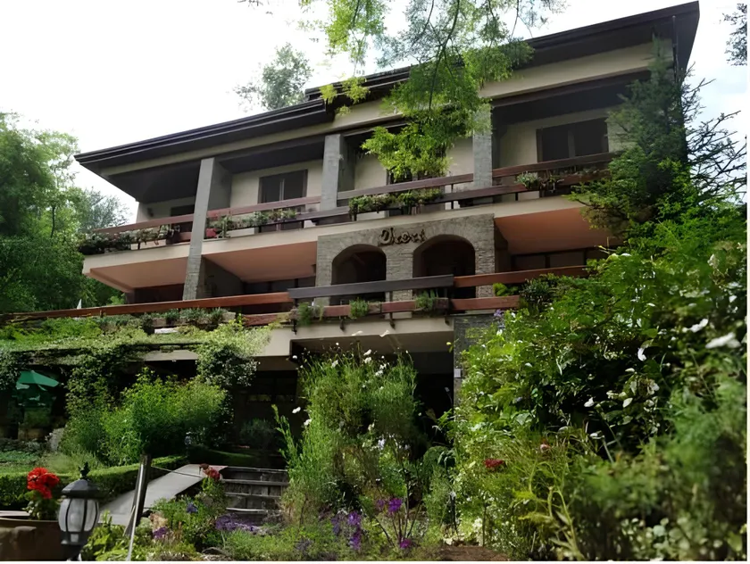 Hotel Restaurant Dreri - Image 1
