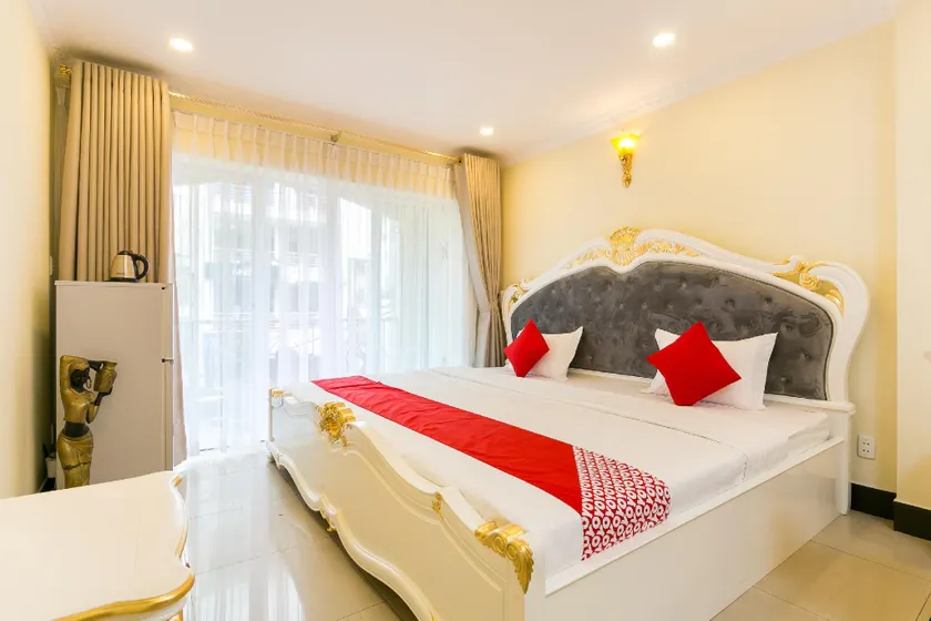 OYO 113 Horizon Hotel - Image 1