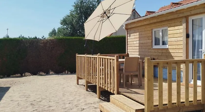 BERCK-PLAGE - Location saisonnière Tiny House insolite - 4 hébergements atypiques avec terrasse privée, proche mer, parking privé et gratuit, idéal weekend romantique, vacances en famille ou groupe - Image 1