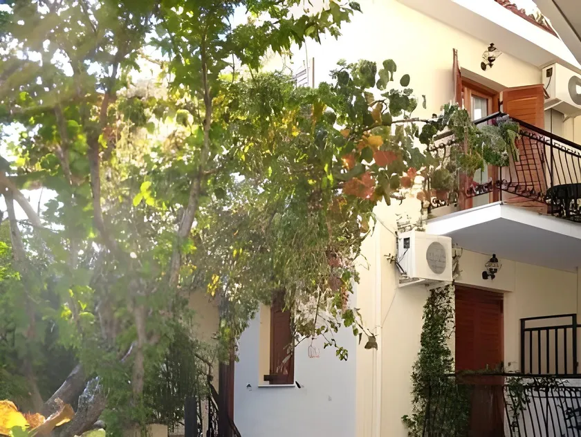 Guesthouse Doma est 1991 - Image 1