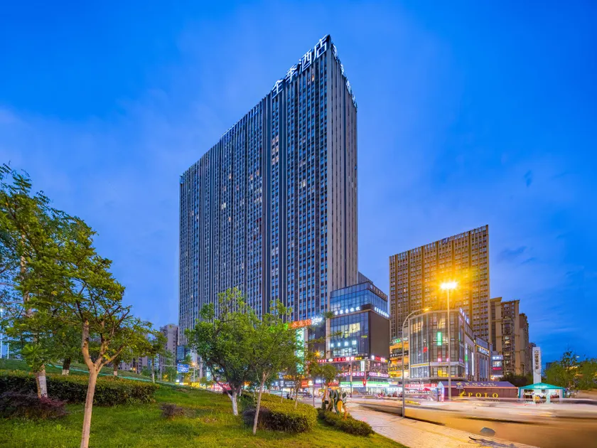 JI Hotel Chengdu Zhaojue Temple Subway Station - Image 1