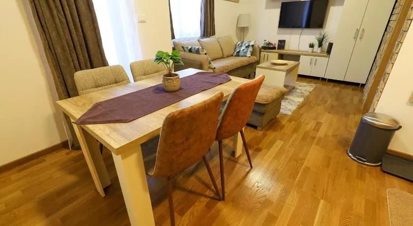 All Seasons Residence - Image 1