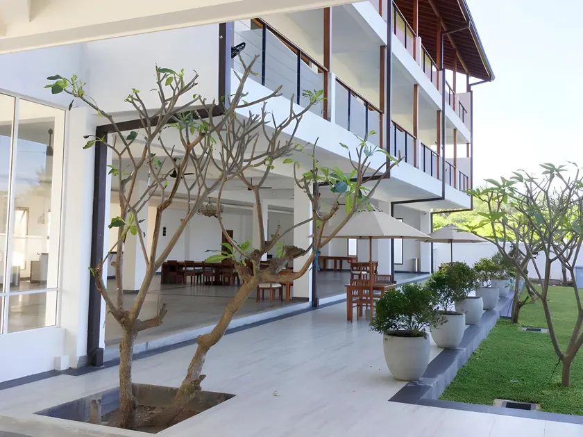 Cardamon Hotel Nilaveli - Image 1