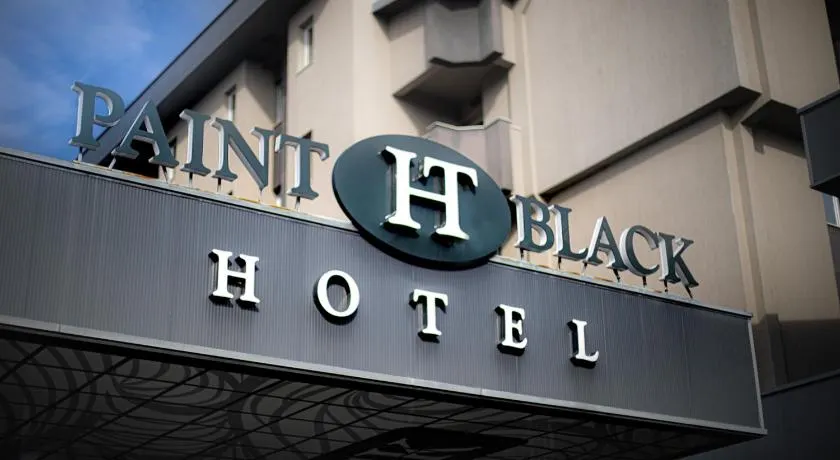 Paint It Black Hotel & Spa - Image 1