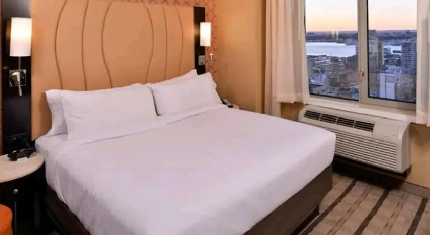 Hotel Aladin In Karachi - Image 1