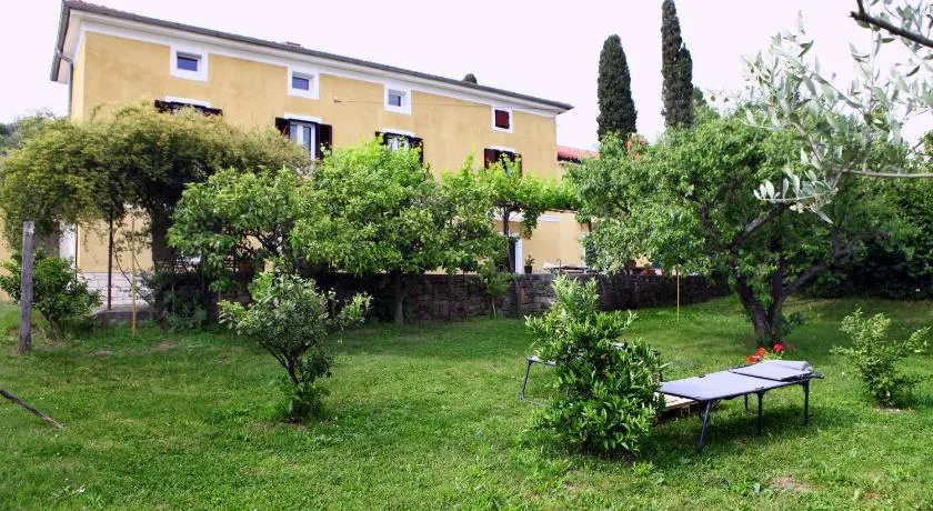 Guesthouse Emilia - Image 1