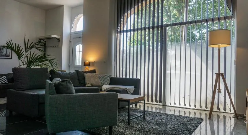 Vorhalle Apartment - Image 1