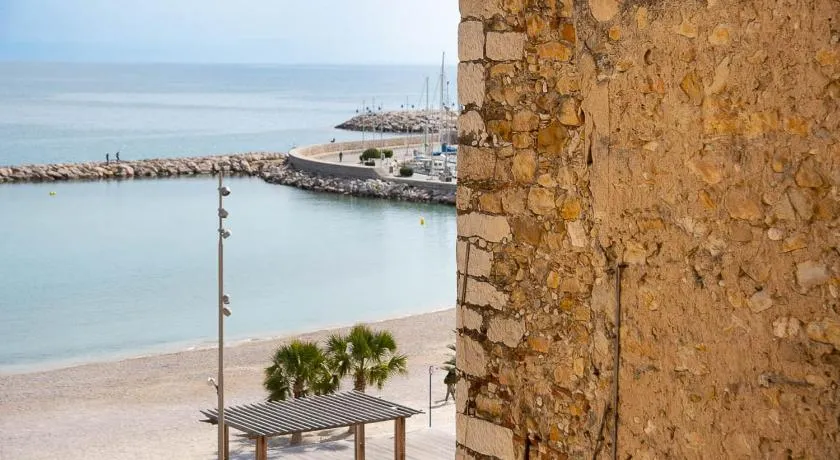 Vista mare e comfort in centro storico - Image 1
