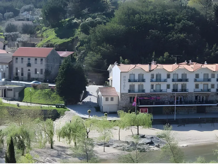 Hotel Beira Dão - Image 1