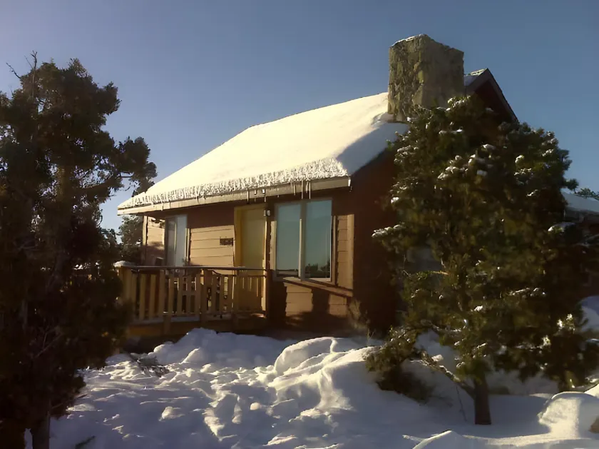 Stone Canyon Inn - Image 1
