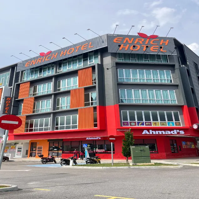 Enrich Hotel Bandar Tasik Puteri Rawang - Image 1