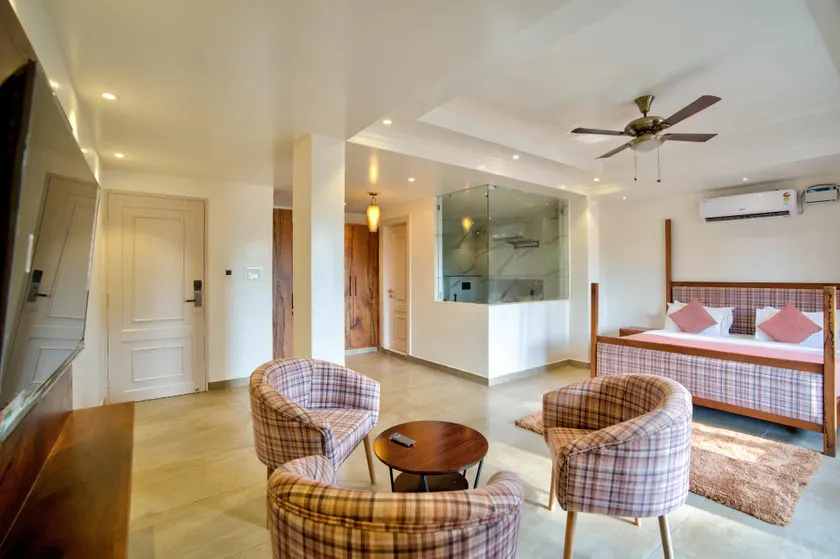 Hotel Sea Castle - Image 1