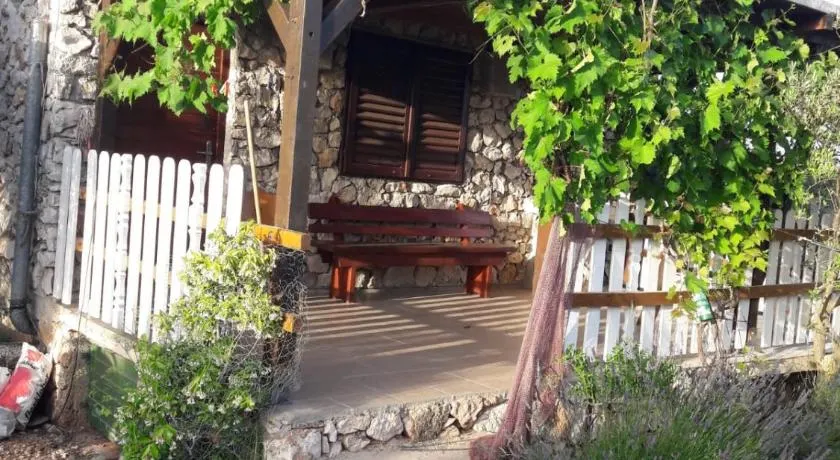 Magunja - Image 1