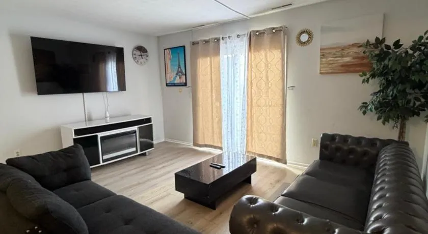 Beautiful Condo foe vacation stay - Image 1